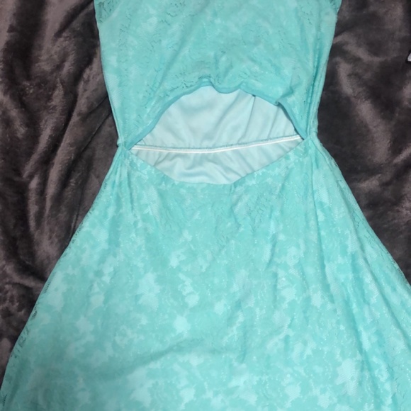 Mint Lace Dress - Picture 2 of 3